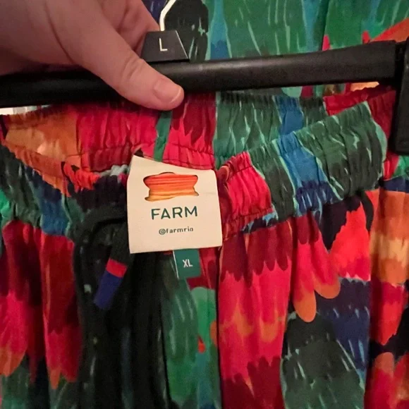 Farm Rio Unisex Co-ord Short Set - Picture 8 of 16